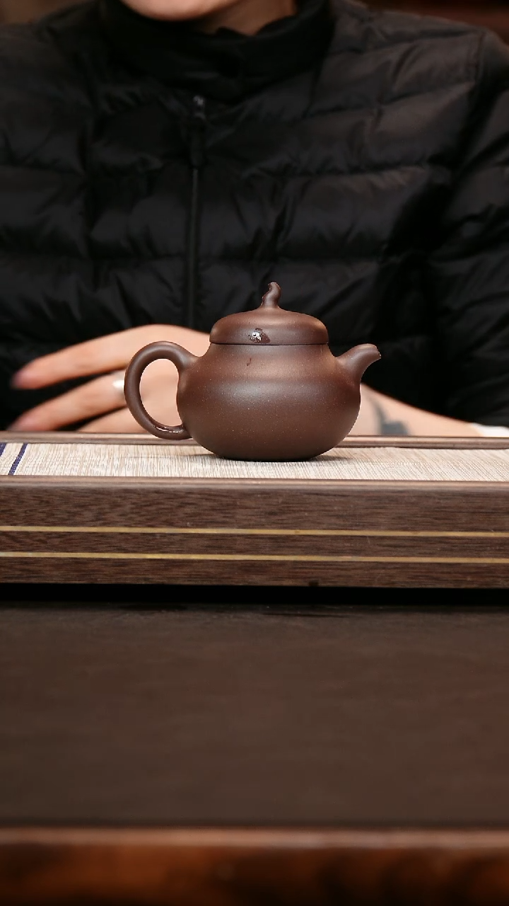 茶壶紫砂深井紫泥 茄瓜240cc