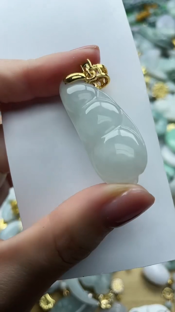 颈饰未镶嵌翡翠1