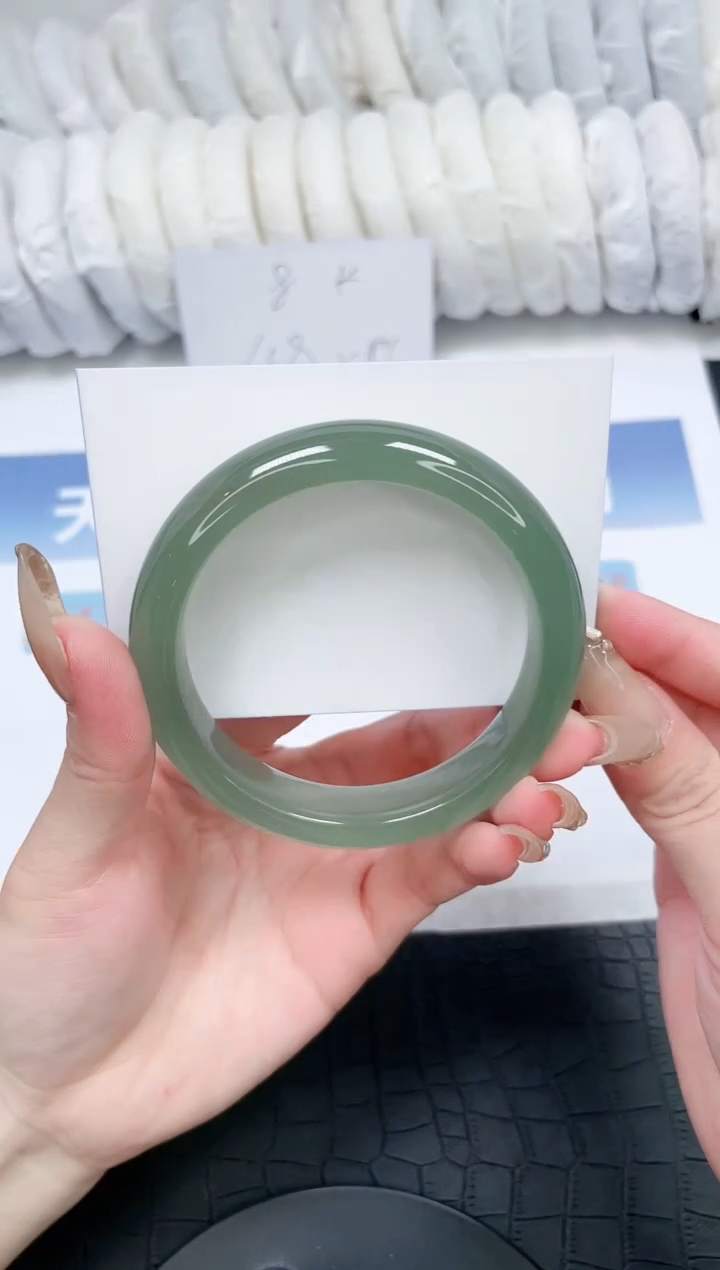 【闪购商品】石英质玉手镯未镶嵌M61-60
