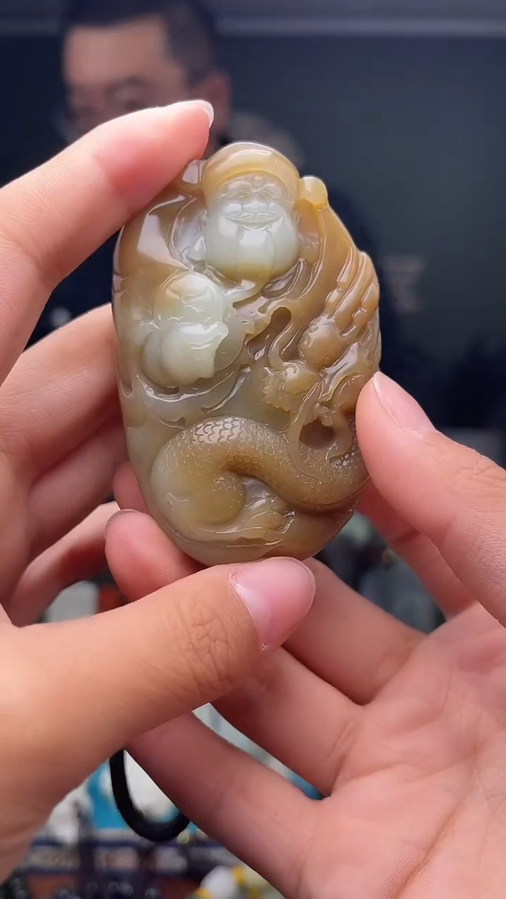 未镶嵌和田玉挂件1