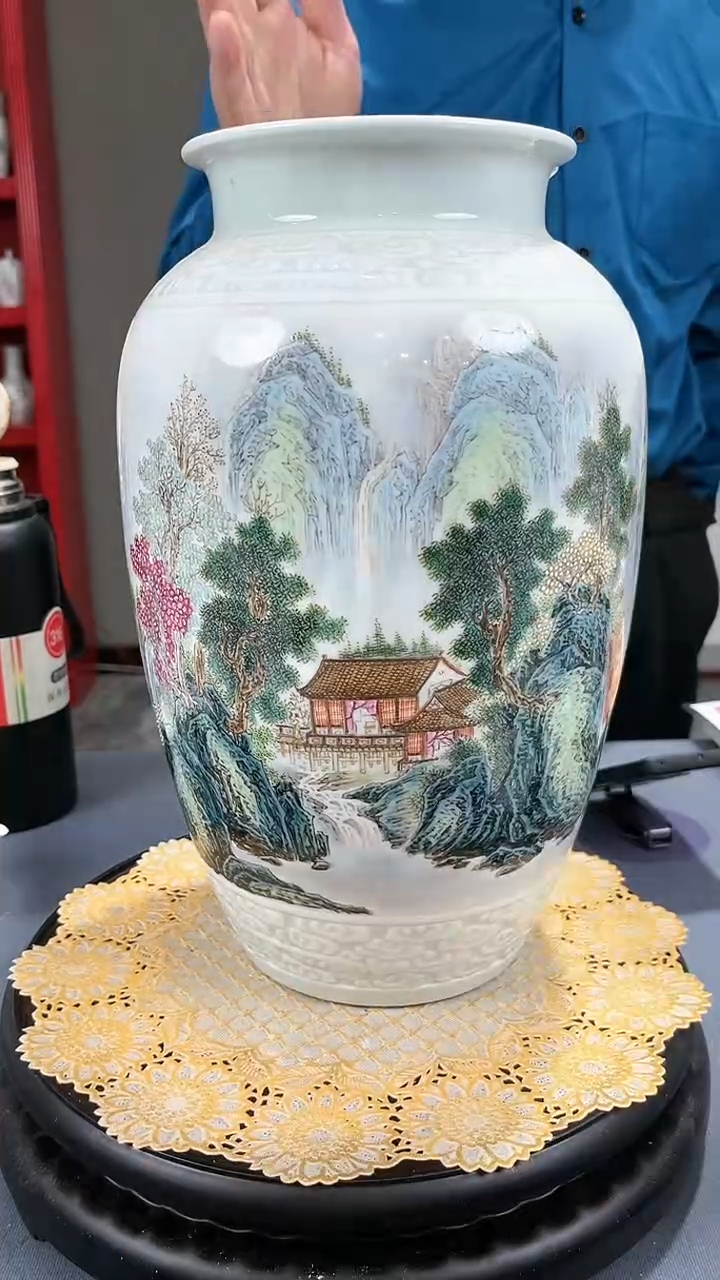 【闪购商品】官窑瓷画院045官窑瓷画院山水冬瓜瓶