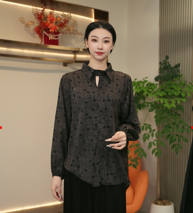 047/新中式高级新款休闲咖色波点上衣