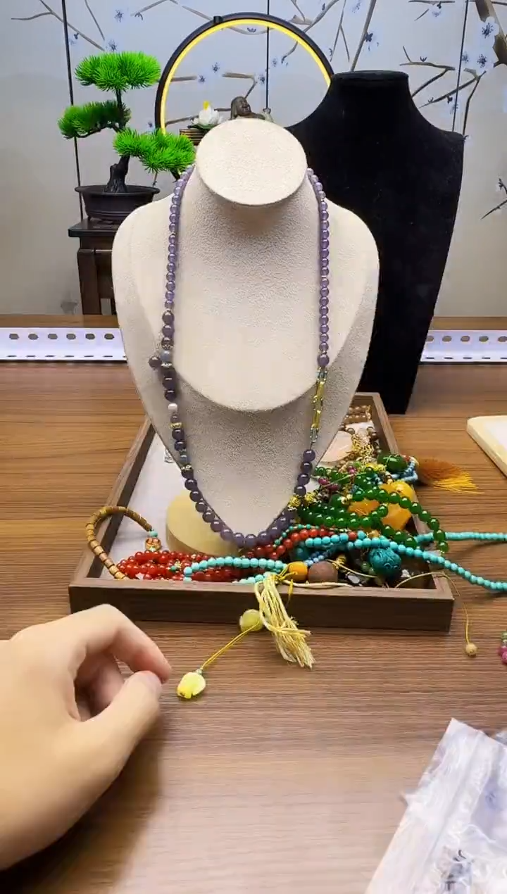 和田玉14K金镶嵌颈饰QY30         