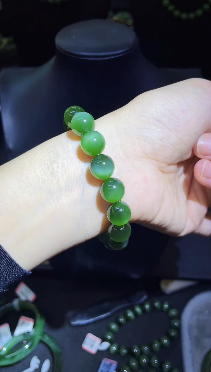 【闪购商品】和田玉手串未镶嵌多样性发一