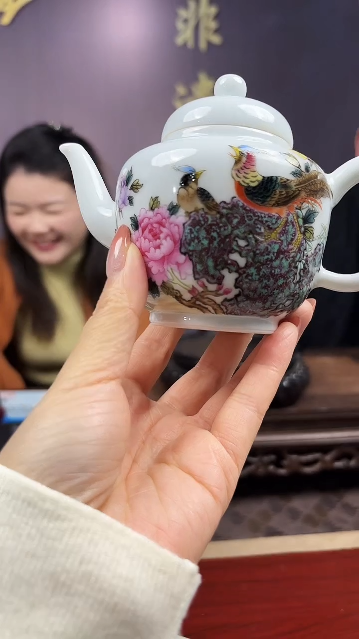 摆件瓷瓷博会-王国喜70