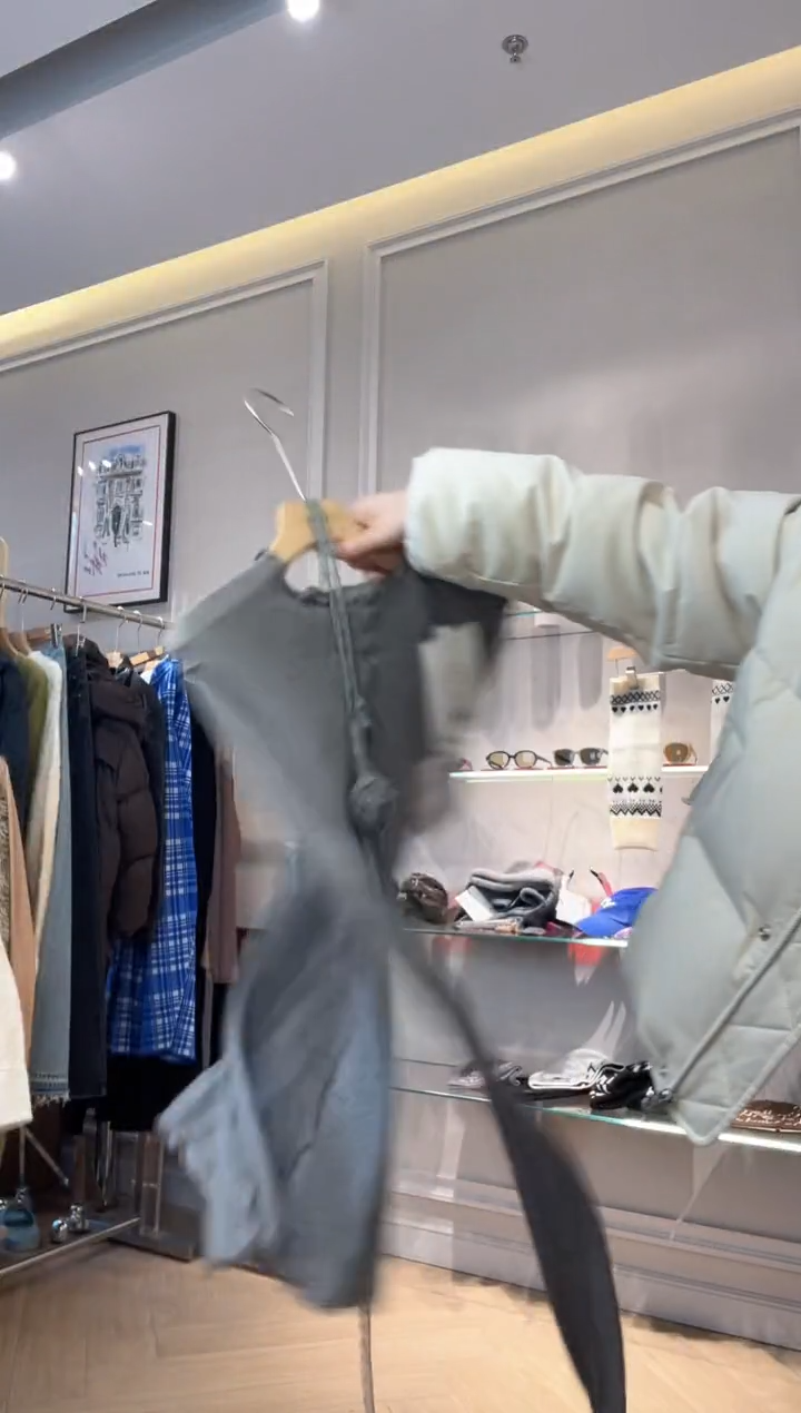 cnleewei s码 原价980 打底