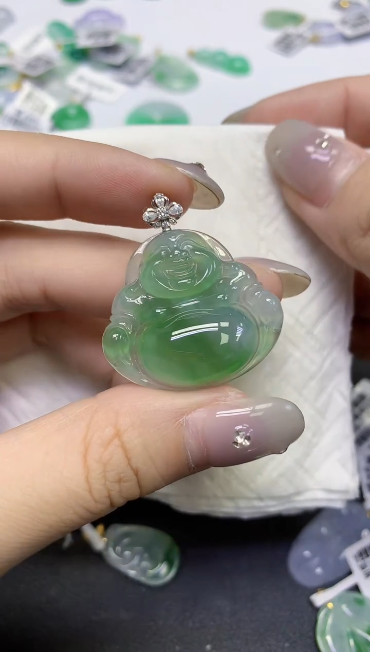 颈饰18K金镶嵌翡翠天然缅甸翡翠A货百元以上9元证书费自理