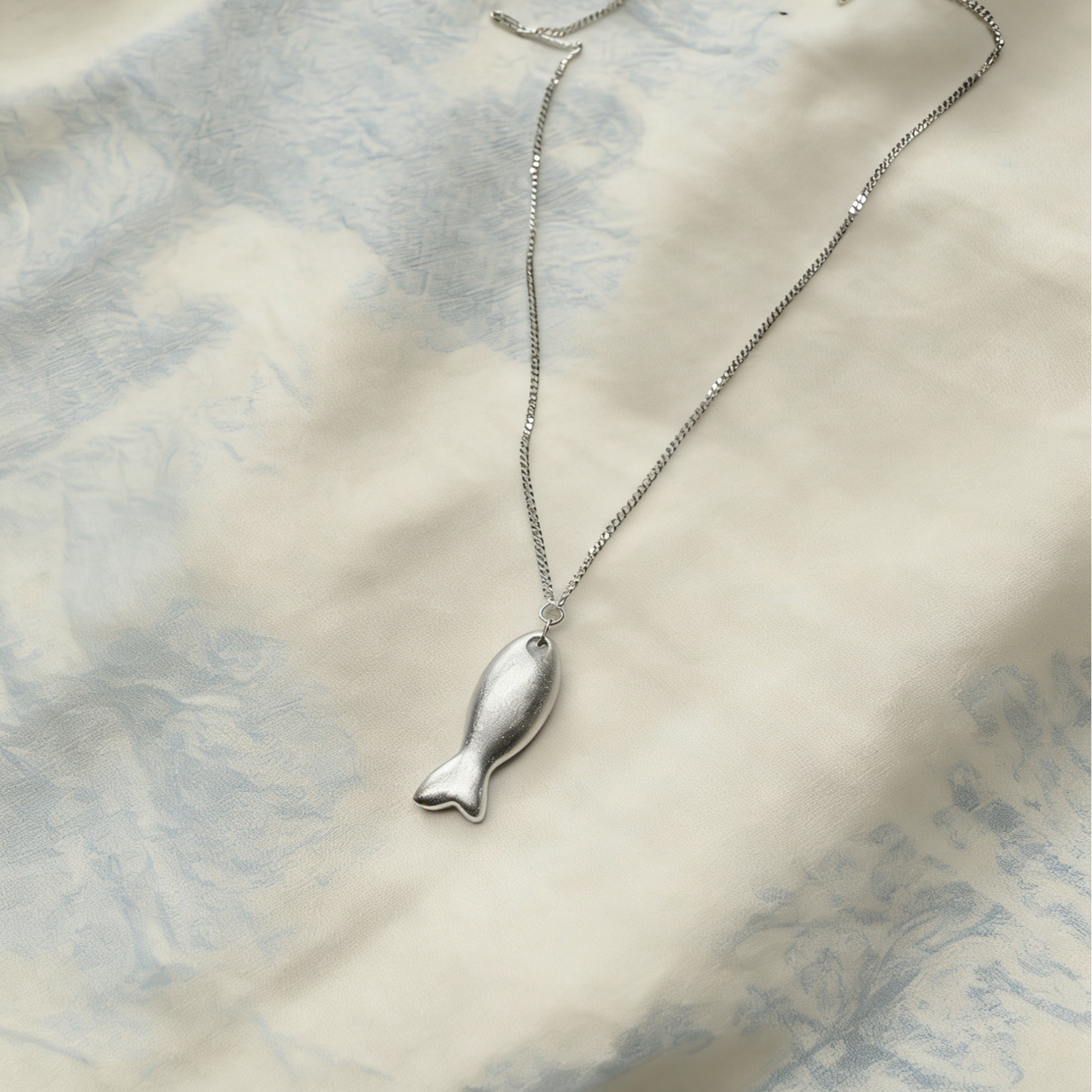 链子足银 【年年有鱼项链】足银999轻奢时尚气质简约精致