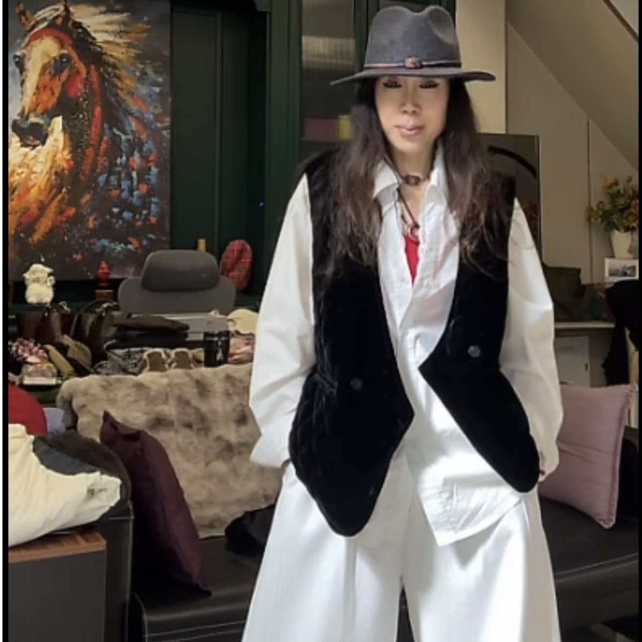 0255340 新款 时尚个性气质百搭休闲潮流款菱形格丝绒马甲