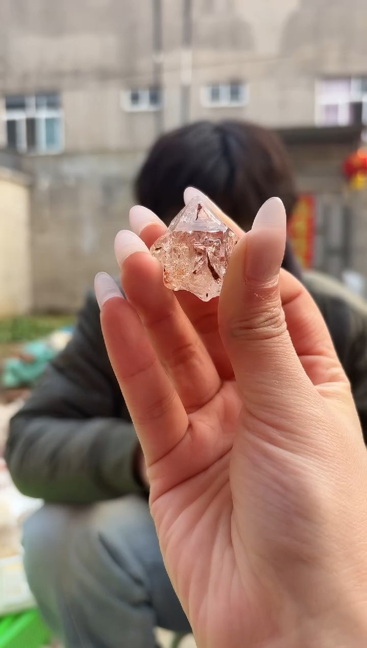 【闪购商品】水晶摆件未镶嵌红泥骸骨 248