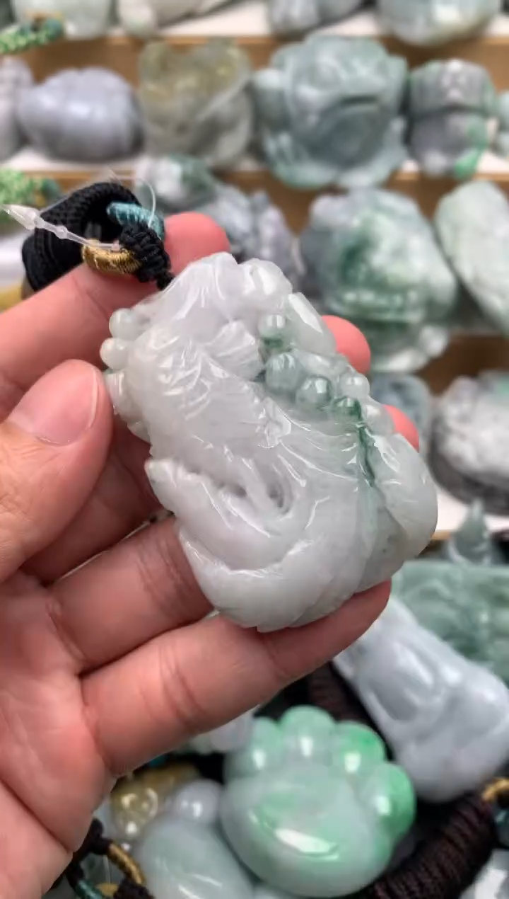 吊坠(不含链)未镶嵌翡翠1