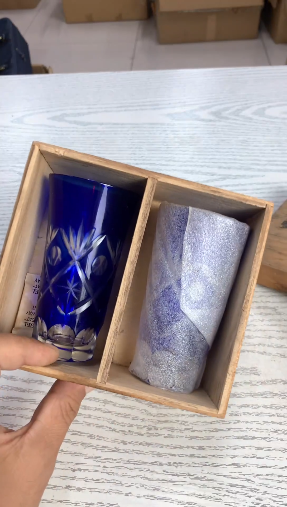 默认微瑕，不退不换，介意勿拍