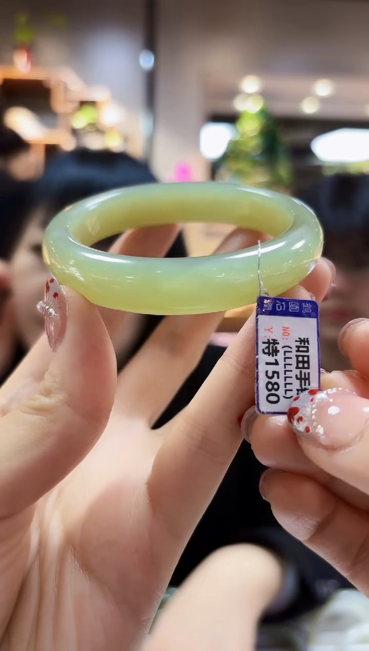 【闪购商品】和田玉手镯未镶嵌56.2