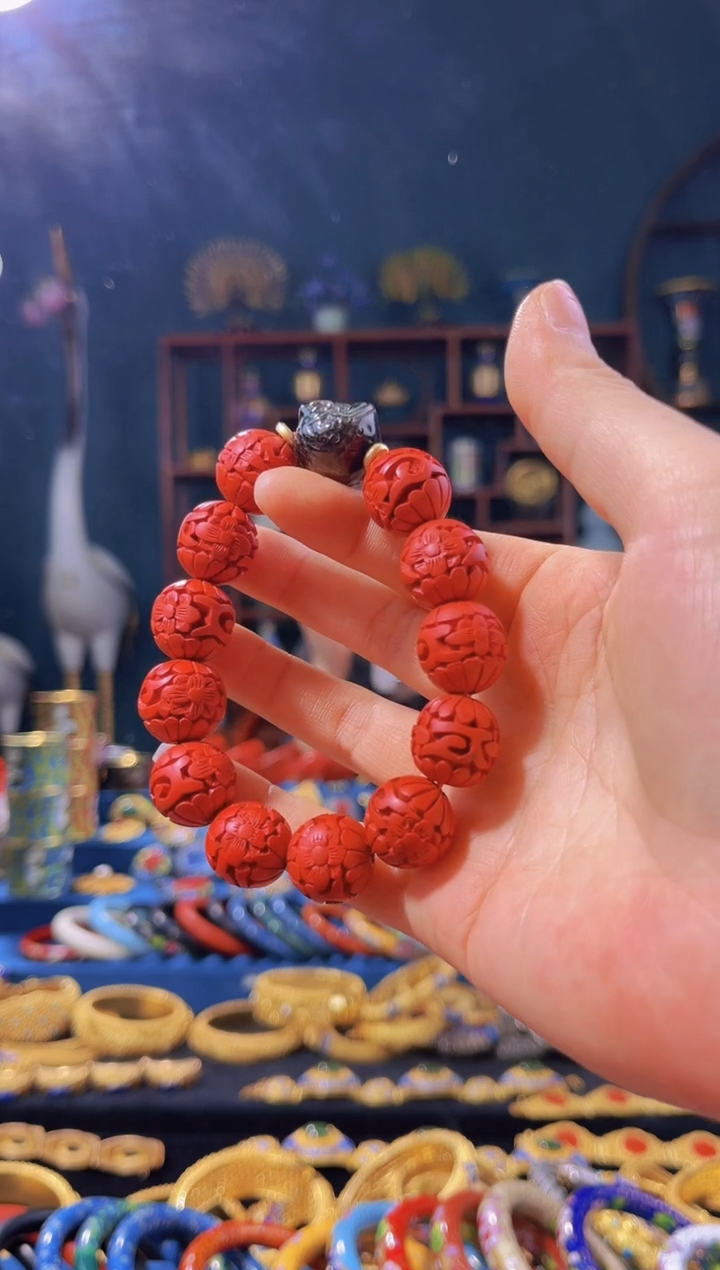 【闪购商品】非遗绝技 雕漆花卉手串