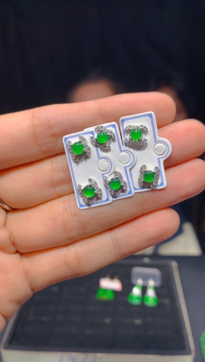 【闪购商品】定制翡翠未镶嵌156多样性发货（发其一）