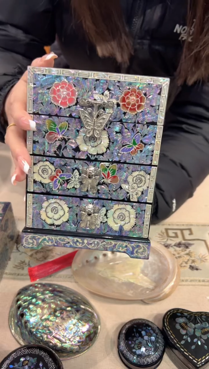 【闪购商品】黑底白边·弘贝雅螺钿漆器文化馆