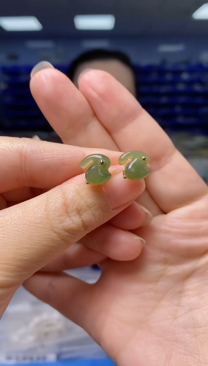 【闪购商品】和田玉耳饰银S925镶嵌   EZ4418