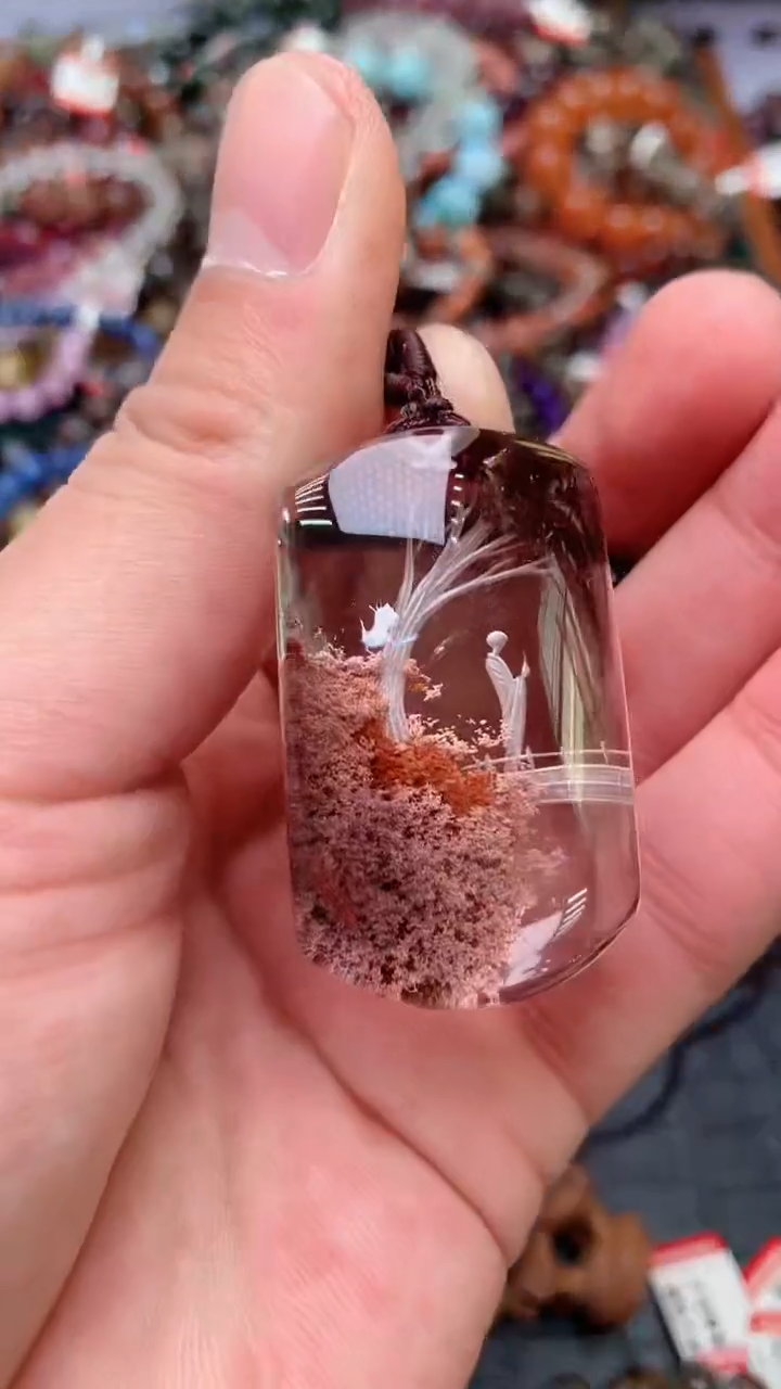 【闪购商品】水晶吊坠(赠链)未镶嵌48