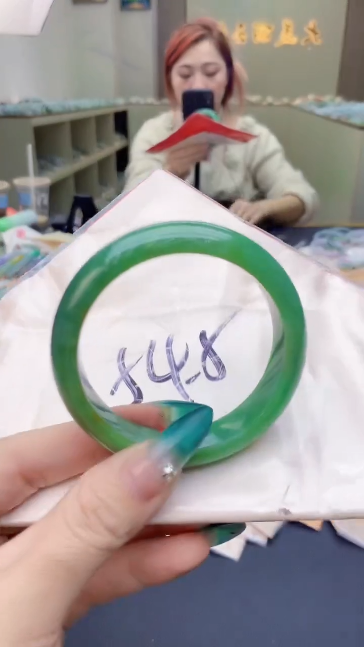 【闪购商品】翡翠手镯未镶嵌0028489280