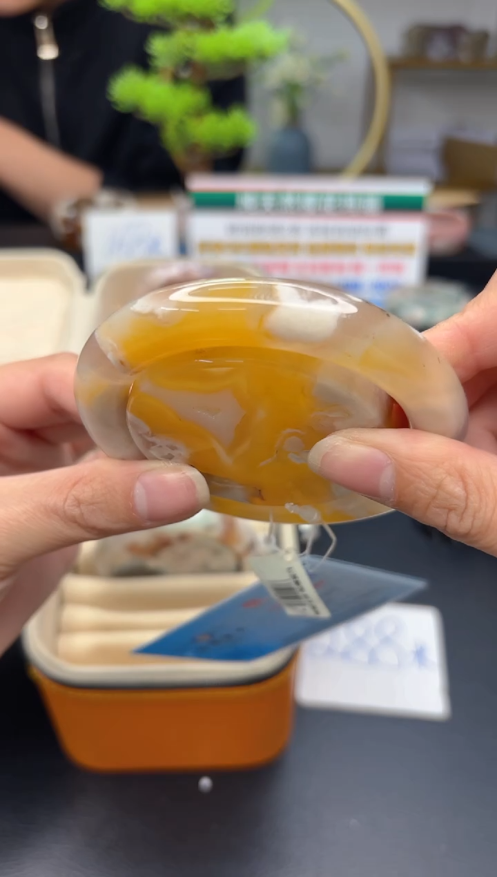 【闪购商品】石英质玉手镯未镶嵌C536(59圈赠送镯心)