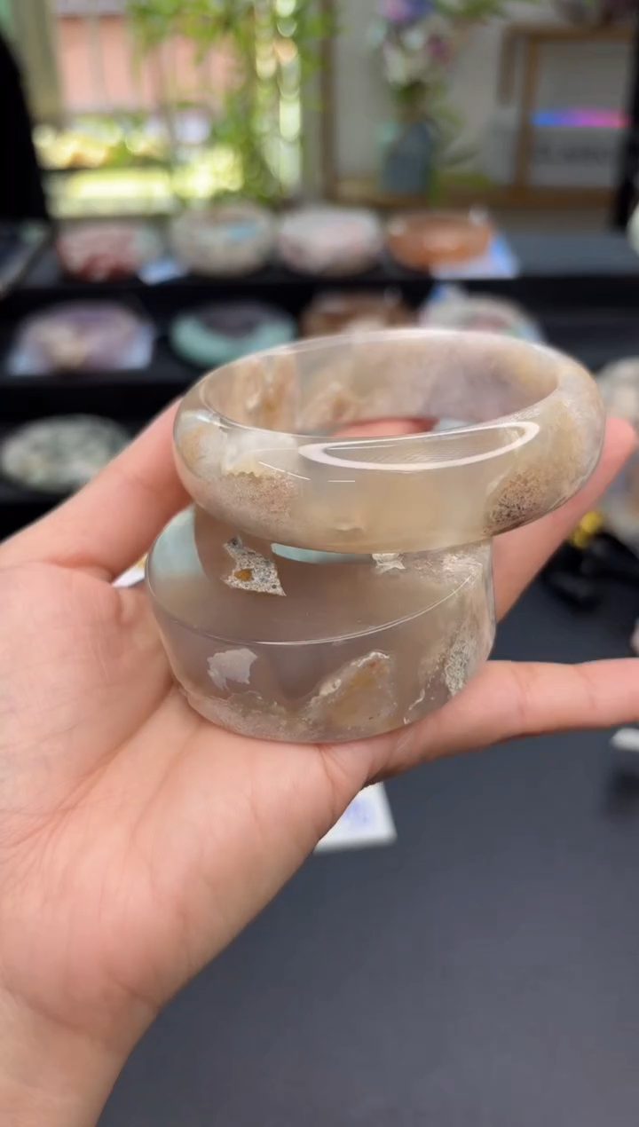 【闪购商品】石英质玉手镯未镶嵌C520(63圈赠送镯心)