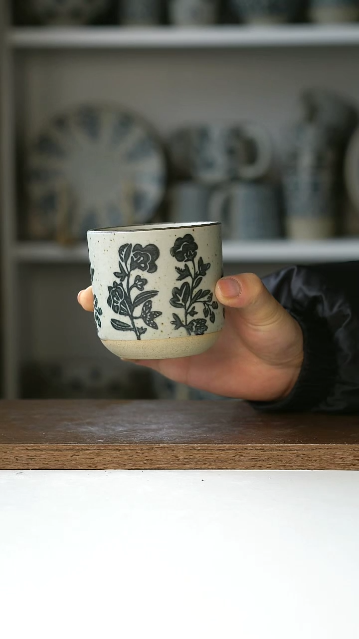 【闪购商品】陶瓷黑玫红手握杯@4-2@