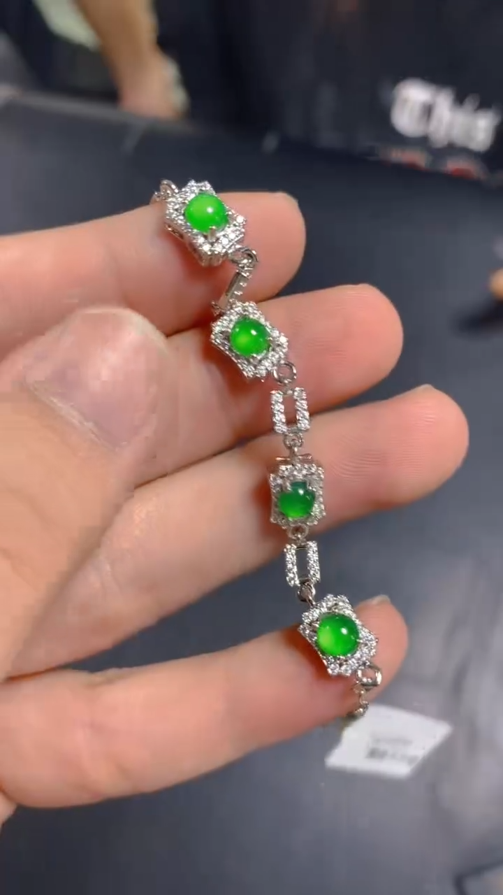 【闪购商品】翡翠手链未镶嵌0933959635多样性发一