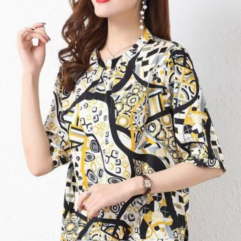 082透气年轻妈妈装秋冬季新款曲意风华上衣洋气时尚显瘦休闲