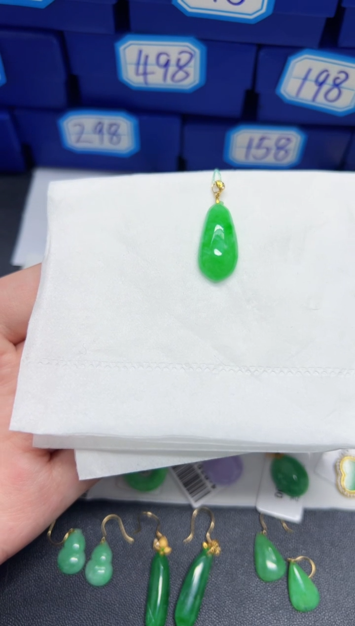 【闪购商品】翡翠颈饰18K金镶嵌Y缅料A货/支持复检/一件