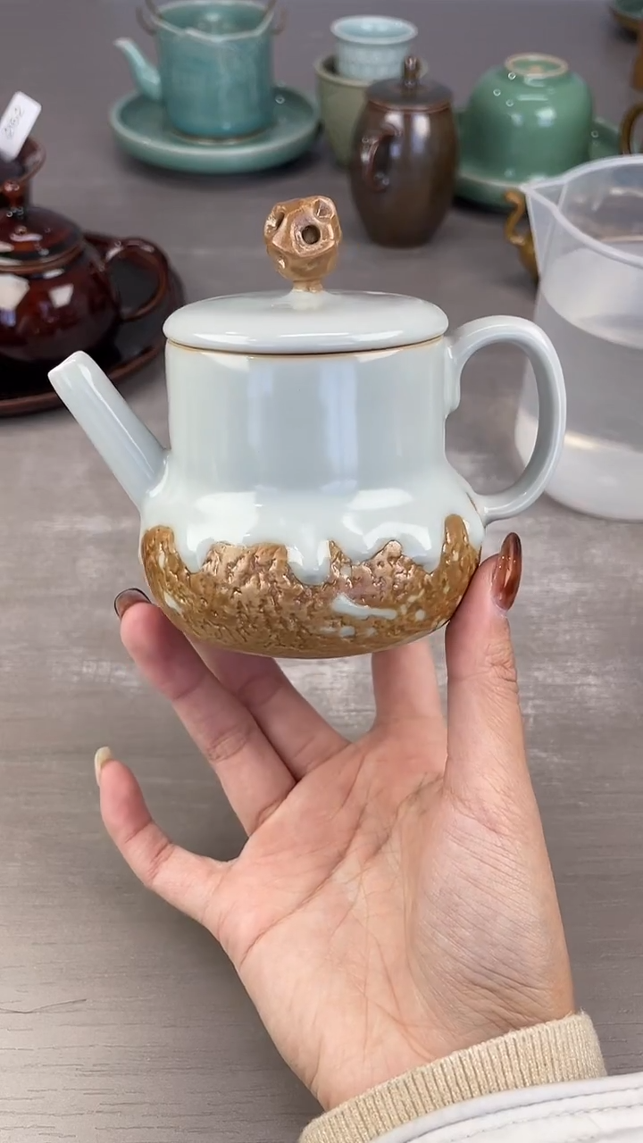 青瓷仓储福利清仓微瑕