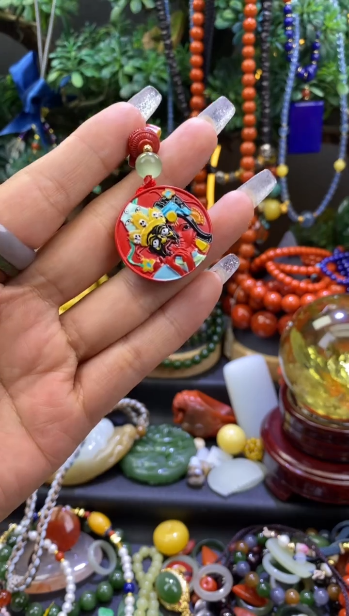 天然辰砂向**开朱砂彩绘