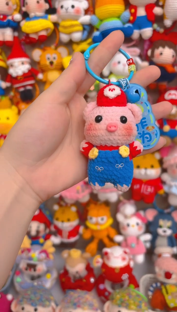 纯手工制作毛线钩织成品马里奥小猪
