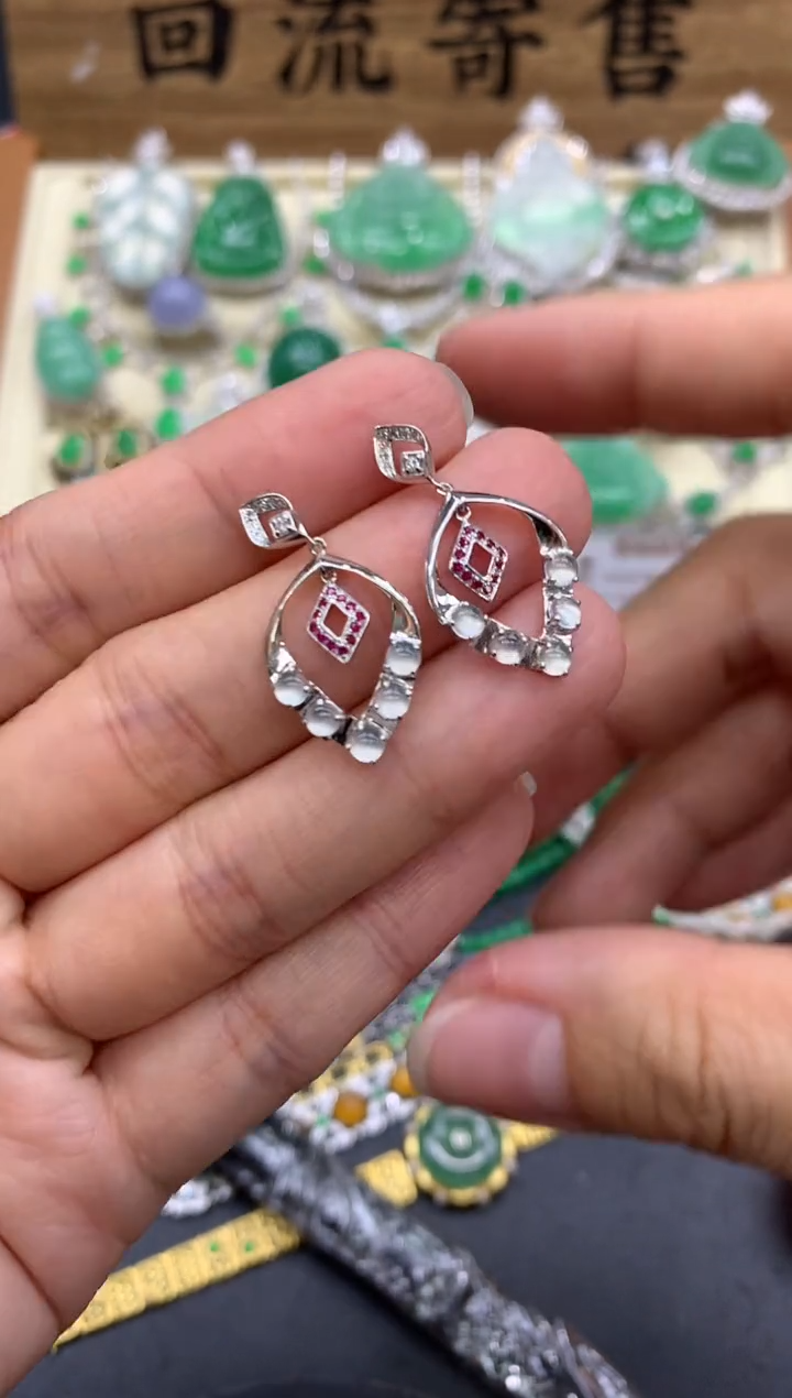 【闪购商品】翡翠耳饰18K金镶嵌364-中国好珍宝