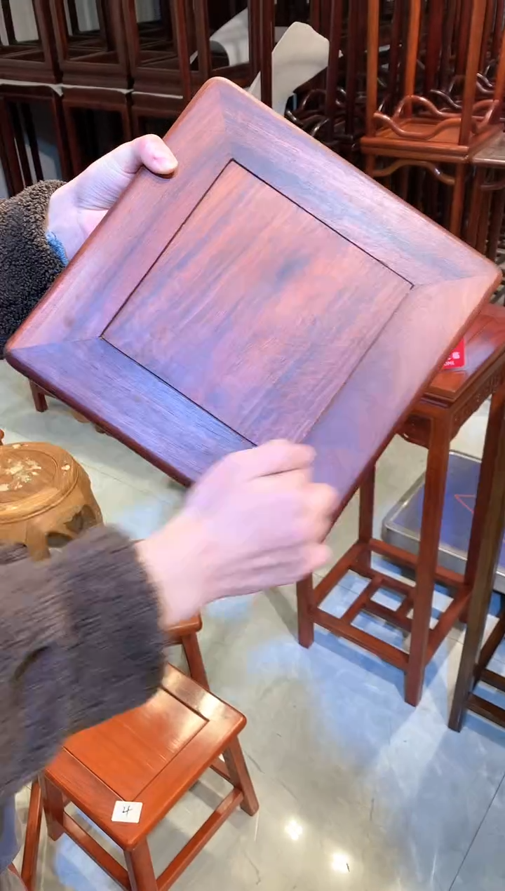 【闪购商品】花梨木类成套家具缅甸花梨木方凳处理