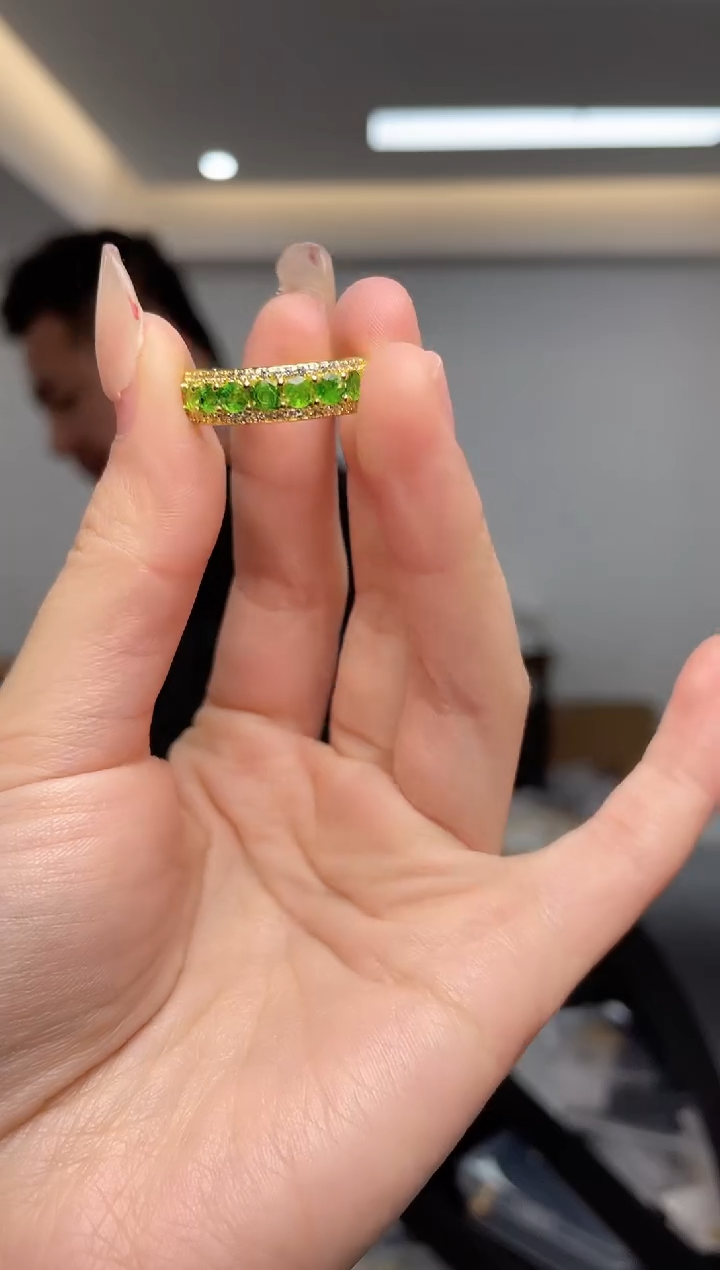 【闪购商品】透辉石·未镶嵌（多样性单个发货）