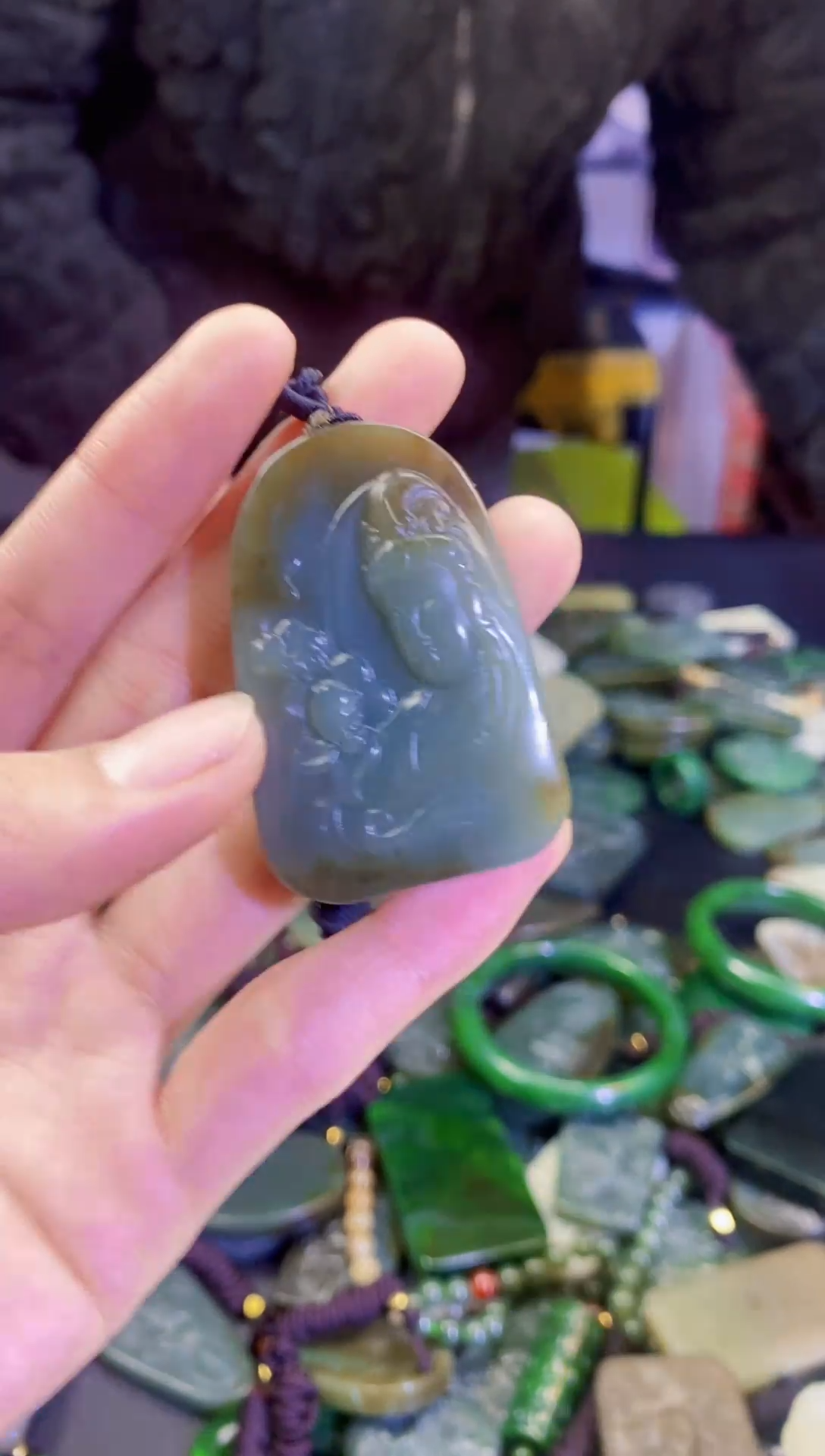 颈饰未镶嵌和田玉1