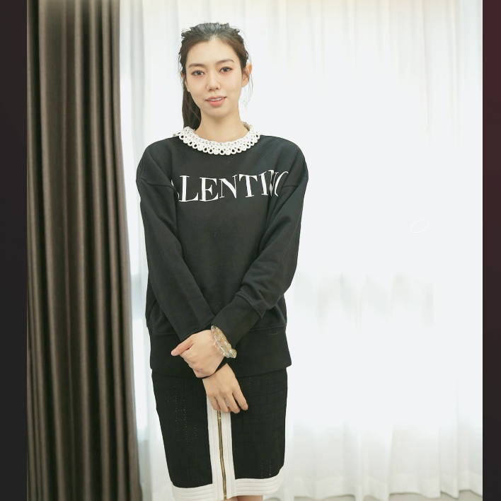 95新 Valentino/华伦天奴 卫衣长款xs码黑色/250818ZZLSL06