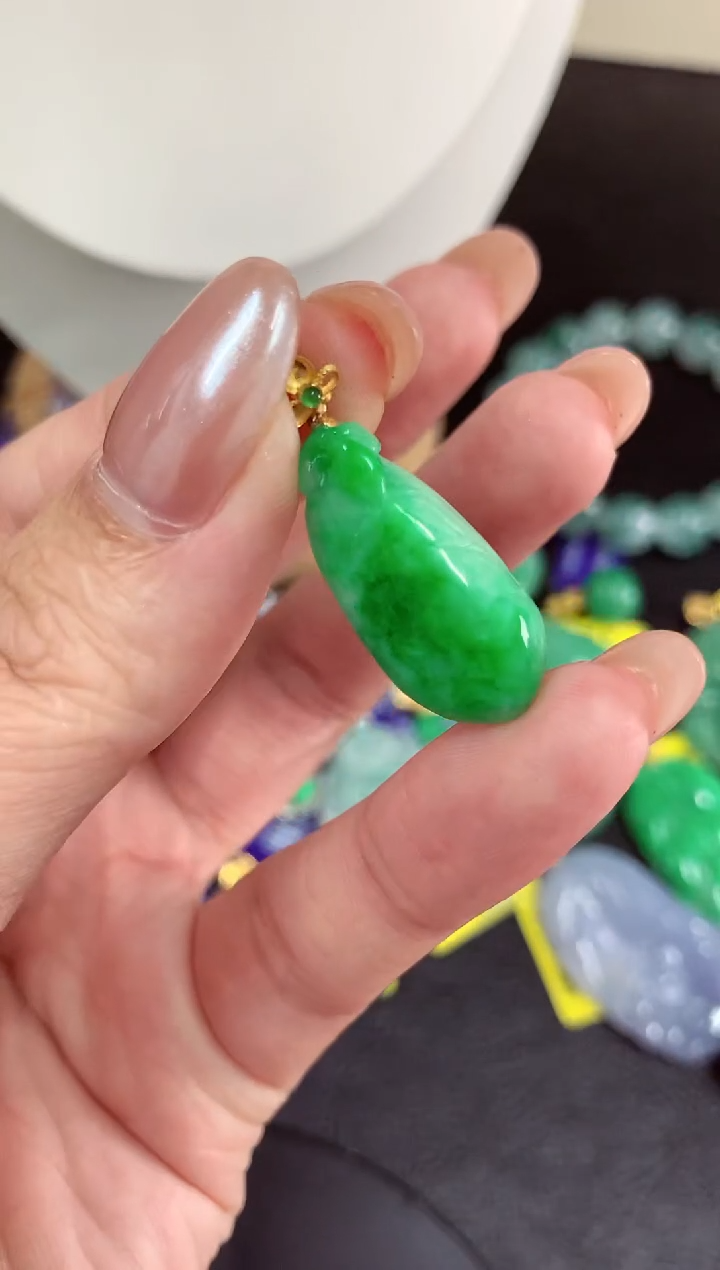 翡翠18K金镶嵌吊坠(不含链)挂件