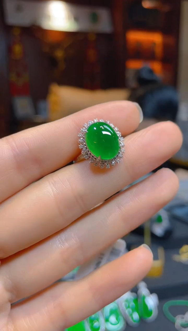 【闪购商品】翡翠戒指18K金镶嵌115090天然A货翡翠戒指