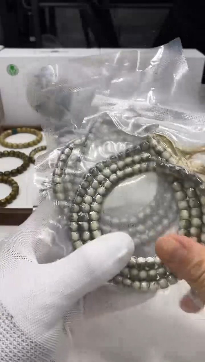 【闪购商品】星月菩提手串217 绿背河豚108脖挂7*6mm