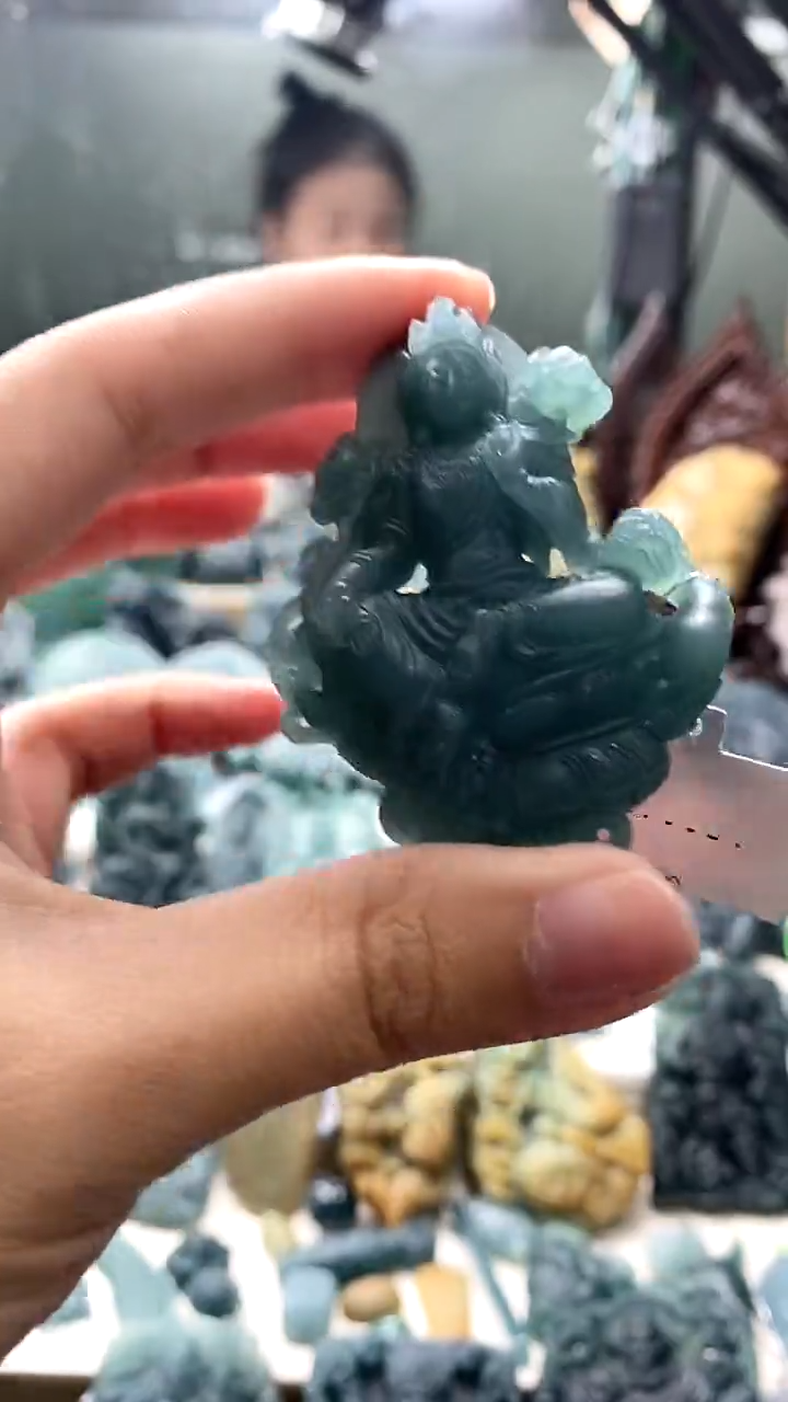 未镶嵌定制翡翠關***R翡翠毛货不退不换12.6