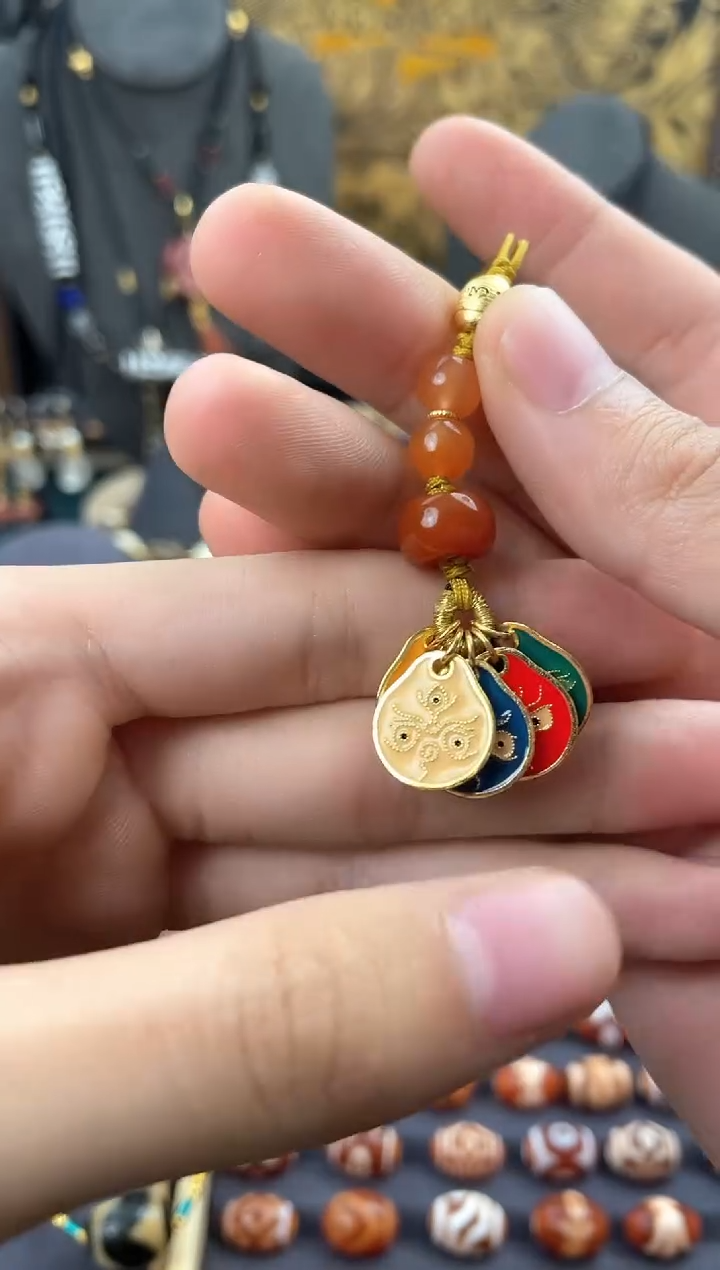 【闪购商品】玛瑙/玉髓颈饰银S925镶嵌高品财财手机挂