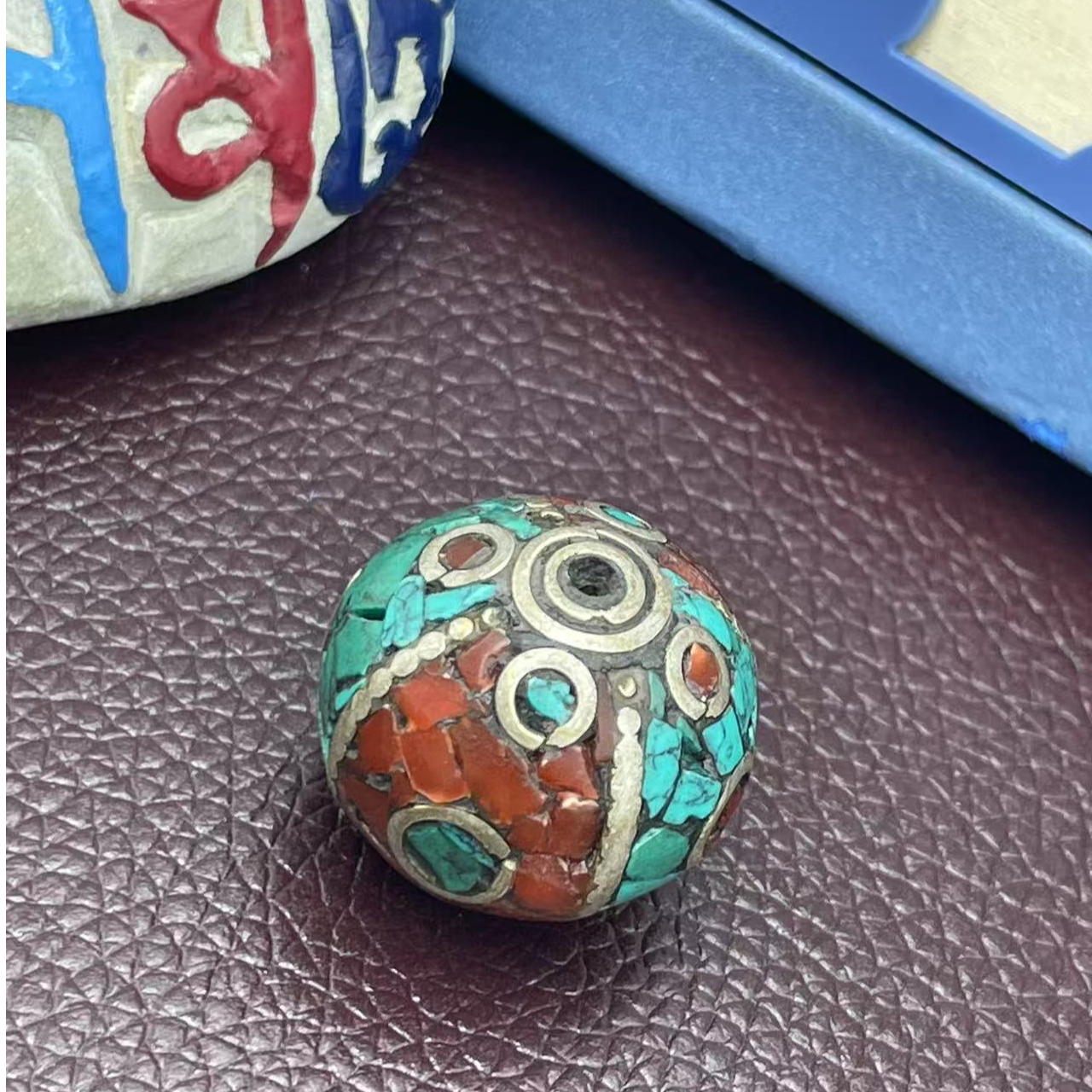 鱼尼泊尔藏饰贴片双色散珠复古精美