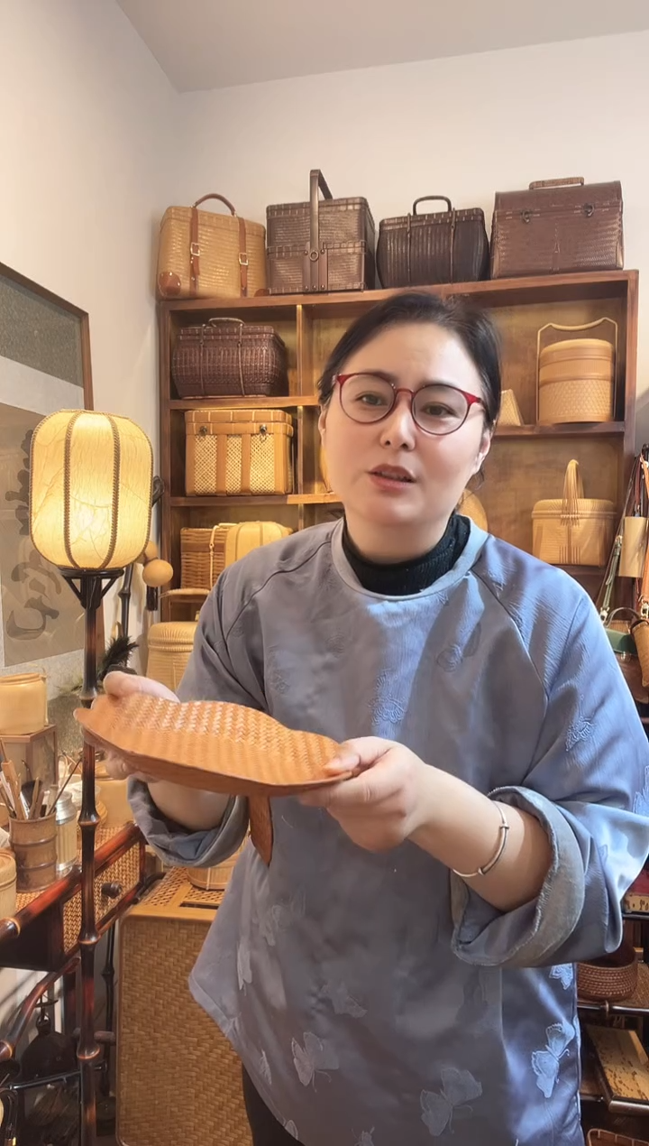 ZH340大漆竹席百合形浅果盘两件套