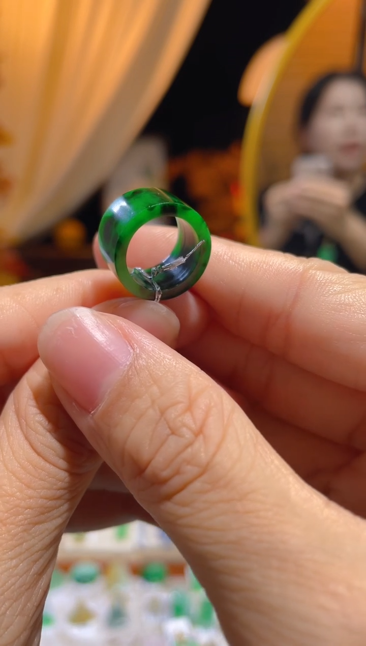 【闪购商品】翡翠颈饰未镶嵌假一赔三