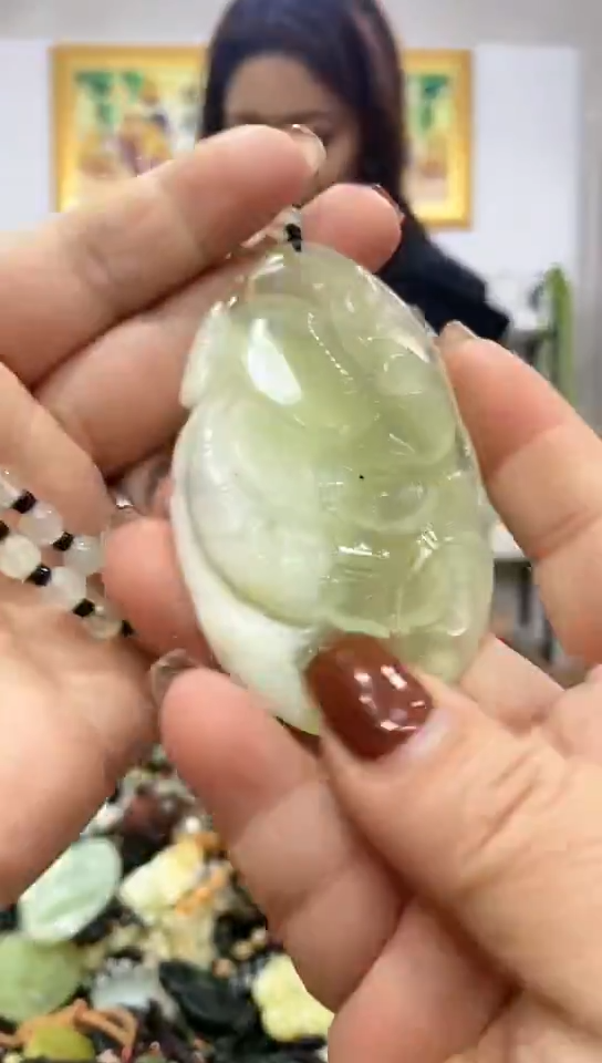 未镶嵌岫玉挂件 