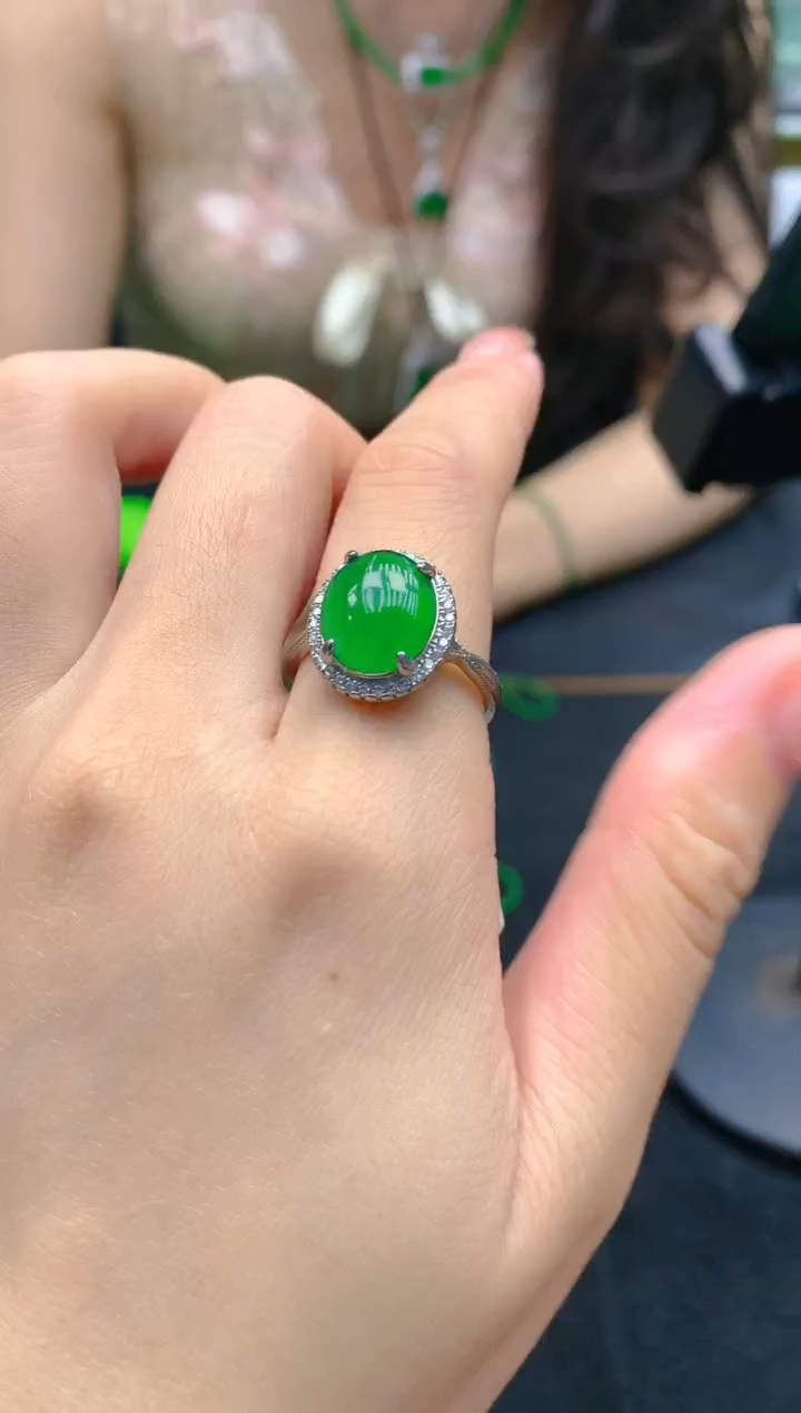 翡翠未镶嵌颈饰天然A货翡翠