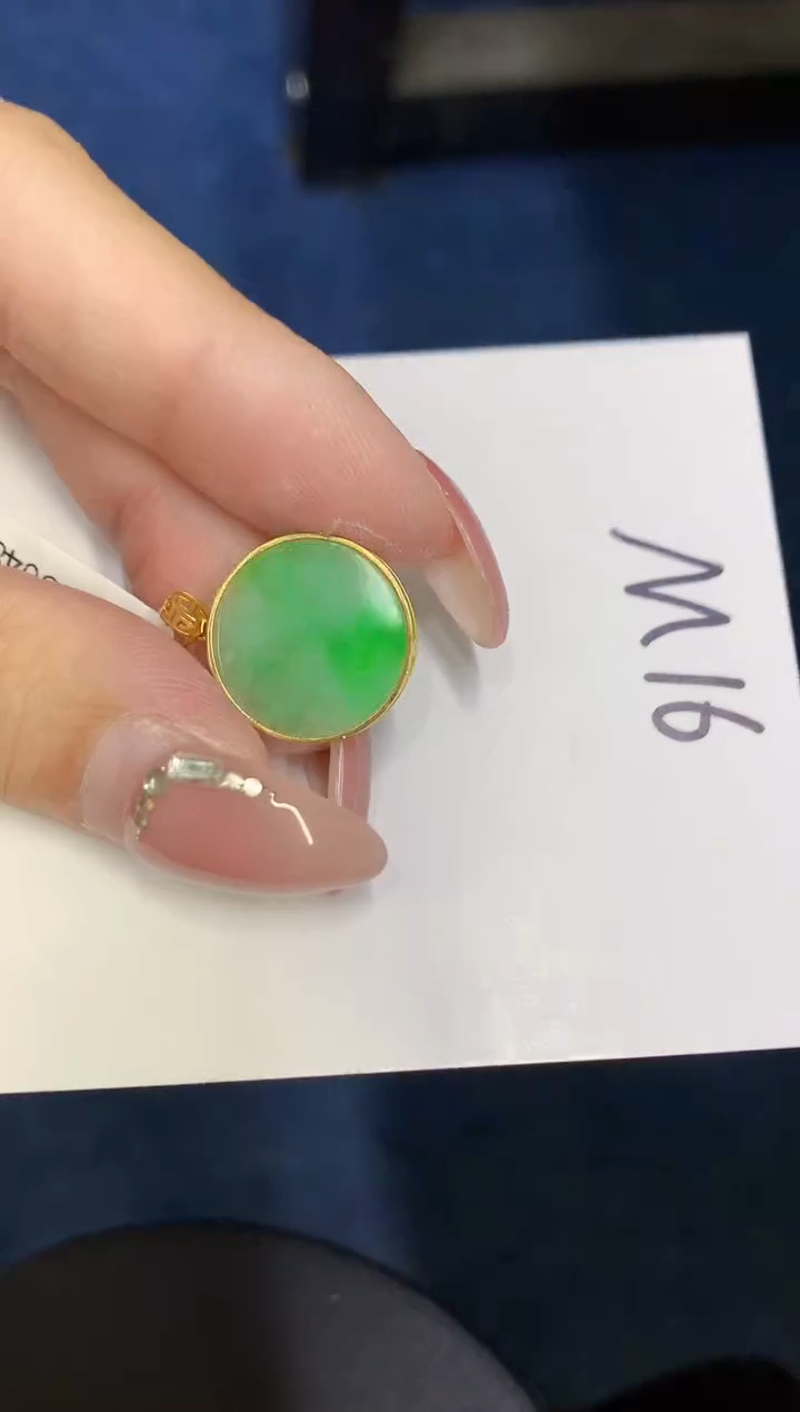 【闪购商品】翡翠颈饰18K金镶嵌000000000000