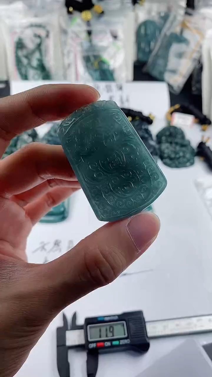 【闪购商品】翡翠颈饰未镶嵌多样性一件随机发货 福牌80
