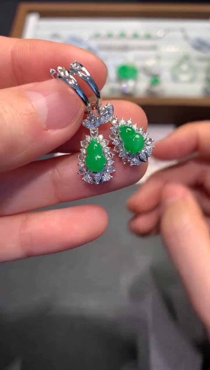 【闪购商品】翡翠耳饰18K金镶嵌A85-11800